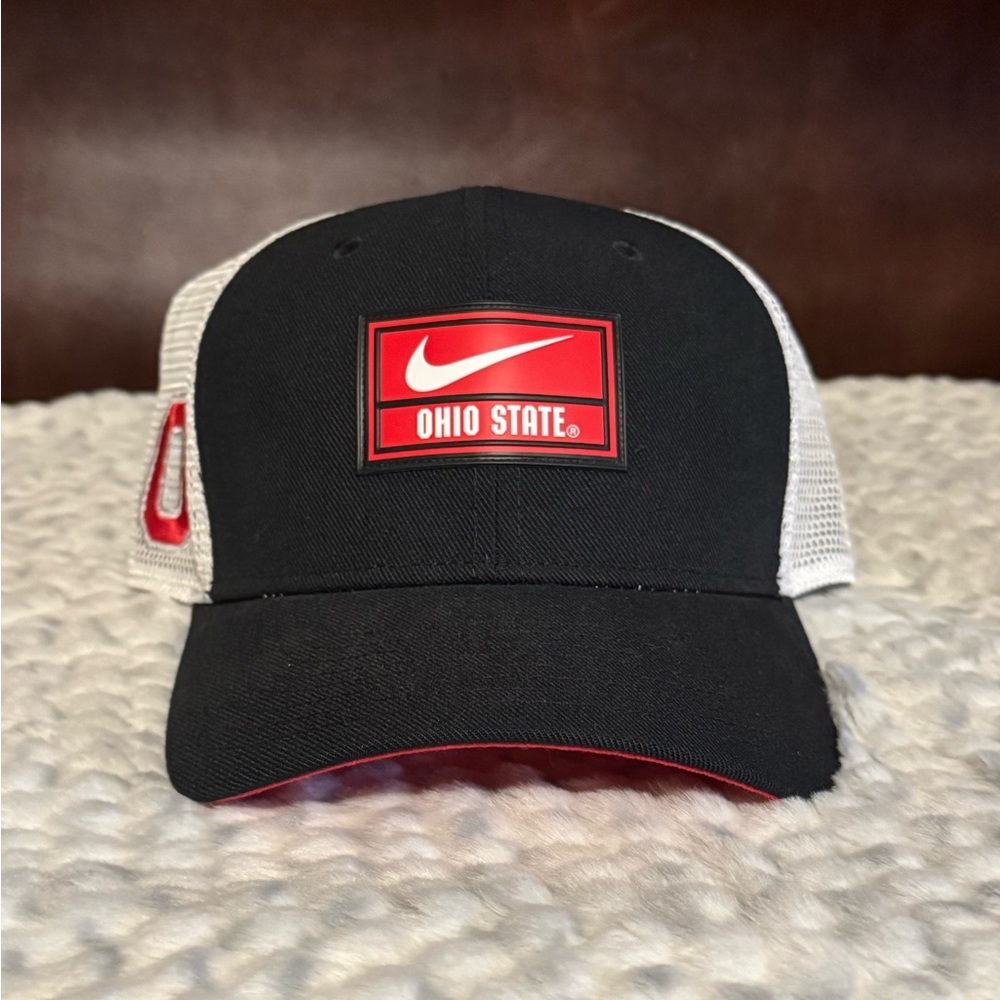 New without tags - Nike On-Field Ohio State Buckeyes hat - M/L